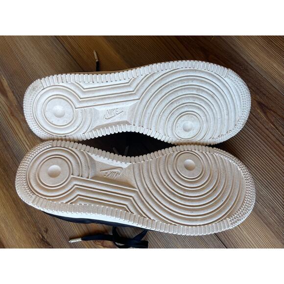 Nike Air Force 1 ‘07 Black and Yellow - Picture 6 of 7